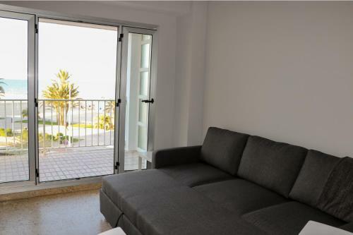 Apartamento Primer�sima Linea de Playa de Gandia Vt-45633-v