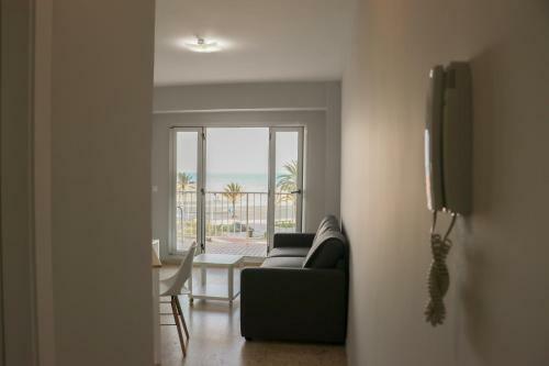Apartamento Primer�sima Linea de Playa de Gandia Vt-45633-v