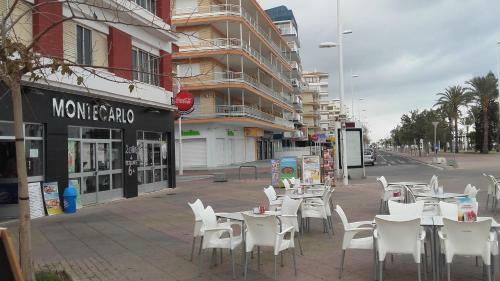 Apartamento Primer�sima Linea de Playa de Gandia Vt-45633-v