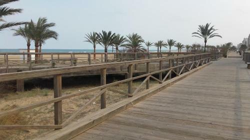 Apartamento Primer�sima Linea de Playa de Gandia Vt-45633-v