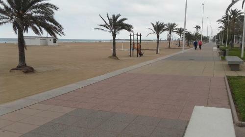 Apartamento Primer�sima Linea de Playa de Gandia Vt-45633-v