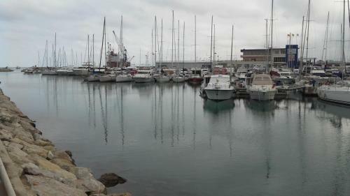 Apartamento Primer�sima Linea de Playa de Gandia Vt-45633-v