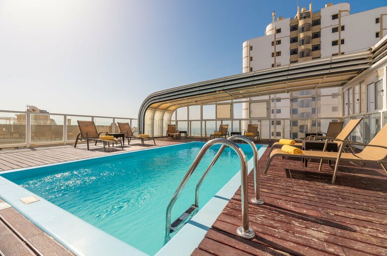 Ba�a Beach Hotel