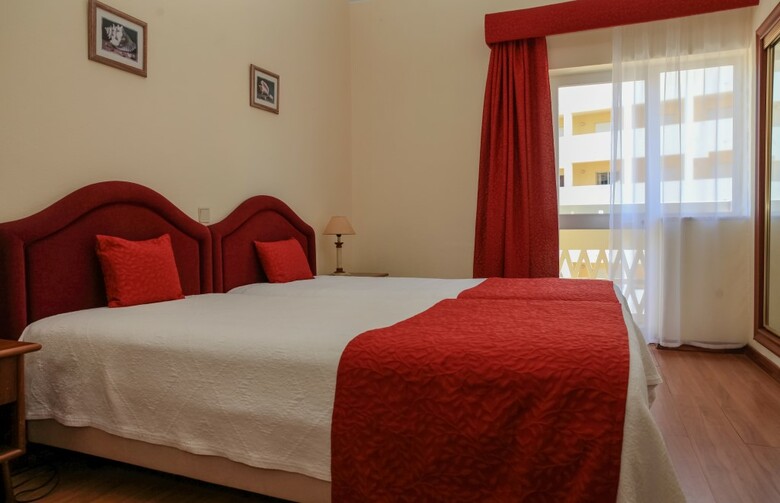 Ba�a Beach Hotel