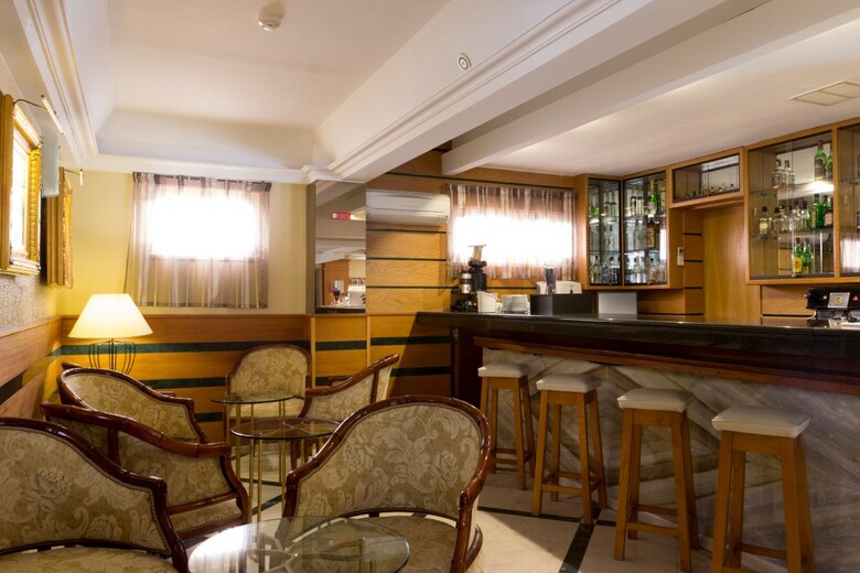 Ba�a Beach Hotel