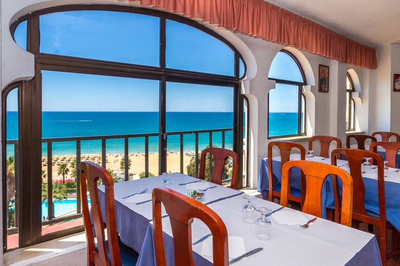 Hotel Monica Isabel Beach Club