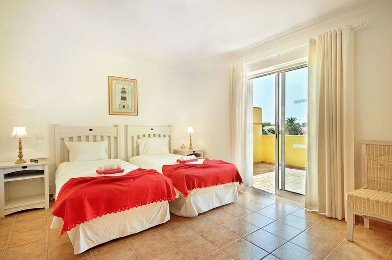 Hotel Jardim Da Meia Praia