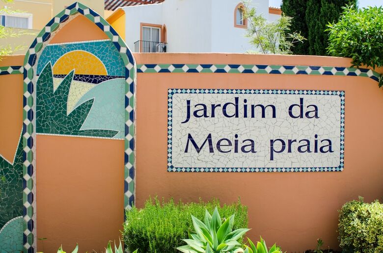 Hotel Jardim Da Meia Praia