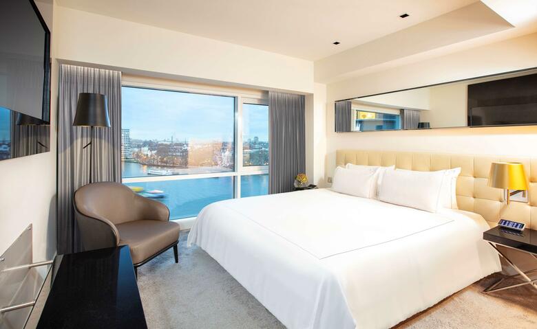 Hotel Park Plaza Riverbank