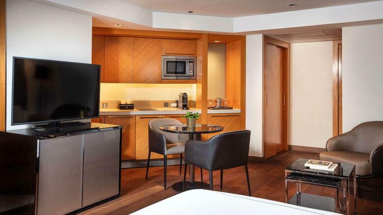 Hotel Park Plaza Riverbank