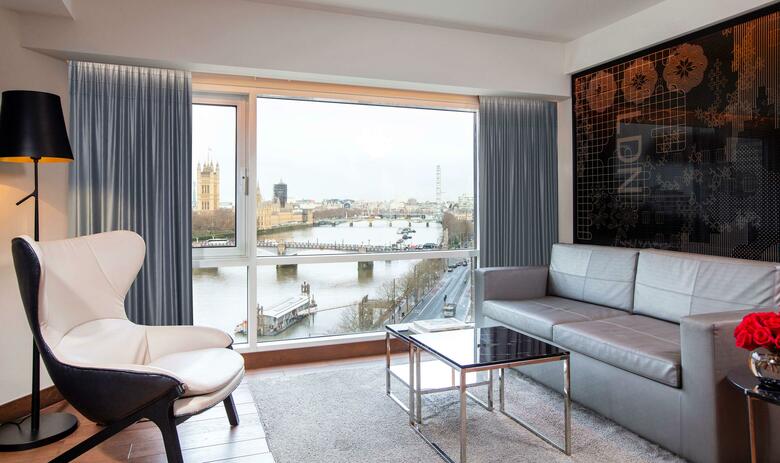 Hotel Park Plaza Riverbank