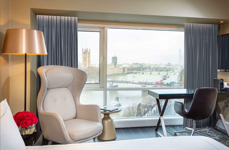 Hotel Park Plaza Riverbank