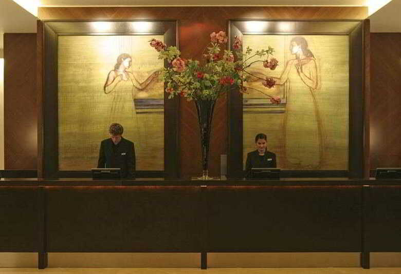 Hotel Park Plaza Riverbank