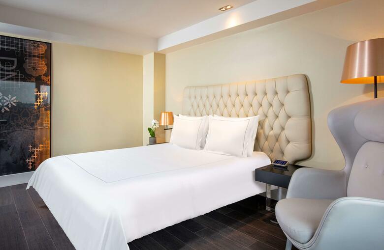Hotel Park Plaza Riverbank