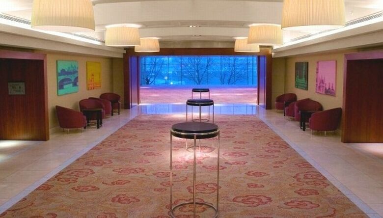 Hotel Park Plaza Riverbank