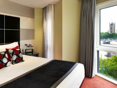 Hotel Park Plaza Riverbank