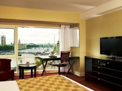Hotel Park Plaza Riverbank
