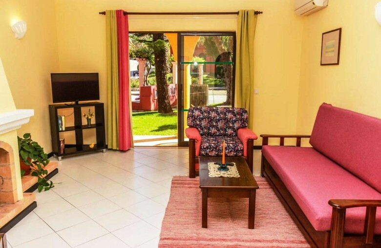 Hotel Colina Village