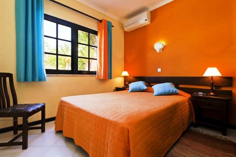 Hotel Colina Village
