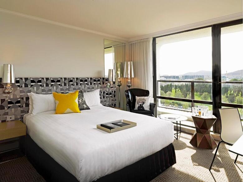 Hotel Qt Canberra
