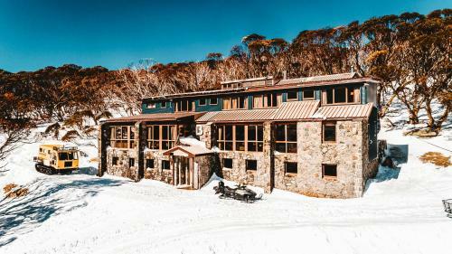 Boonoona Ski Lodge