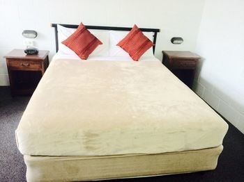 Hotel Cairns New Chalon