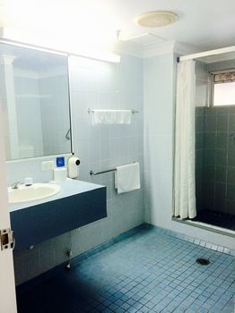 Hotel Cairns New Chalon