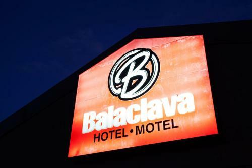 Balaclava Hotel