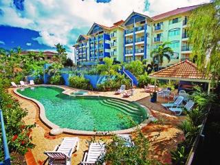 Aparthotel North Cove Waterfront Suites