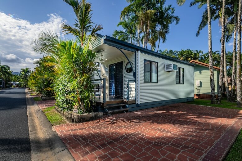 Cairns Coconut Holiday Resort
