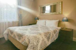 Hostal Glenella Guesthouse