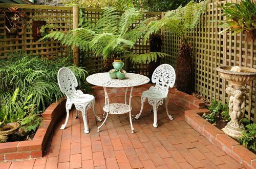 Bed & Breakfast Mary Cards Coach House