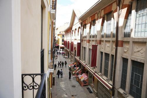 Apartamentos Reloj De Berger�n