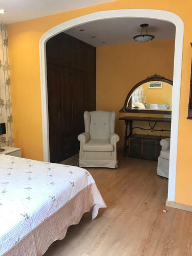 Calle San Bartolom�, 7 - 2. Piso Tur�stico