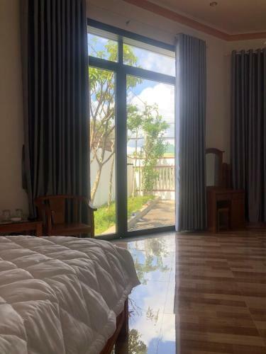Hotel Kh�ch S?n Nguy�n Long