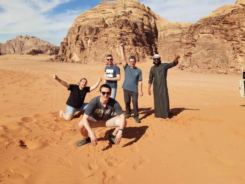 Wadi Rum Sky Tours & Camp