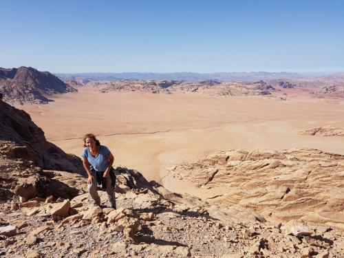 Wadi Rum Sky Tours & Camp