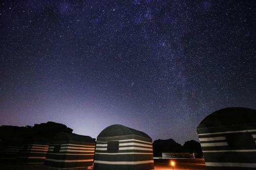 Wadi Rum Sky Tours & Camp