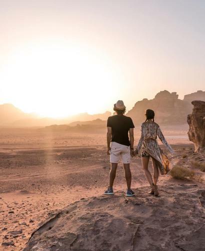 Wadi Rum Sky Tours & Camp