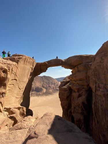 Wadi Rum Sky Tours & Camp