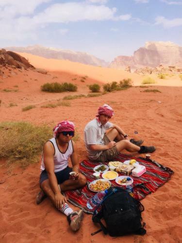 Wadi Rum Nature Guide