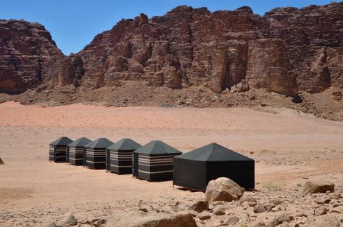 Wadi Rum Camp& Jeep Tour