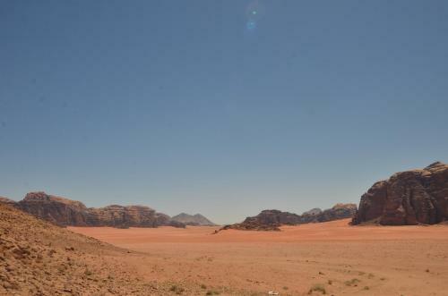 Wadi Rum Camp& Jeep Tour