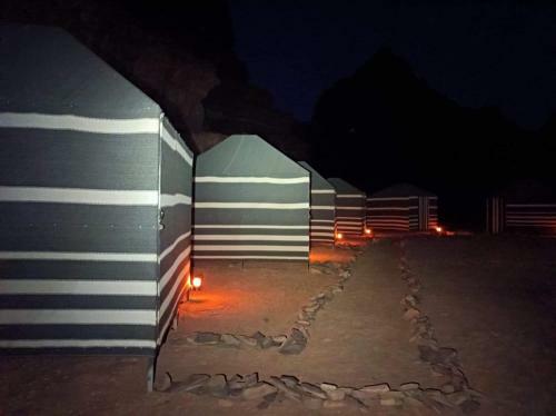 Wadi Rum Dune Rocks Camp