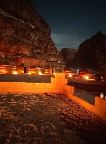 Wadi Rum Dune Rocks Camp