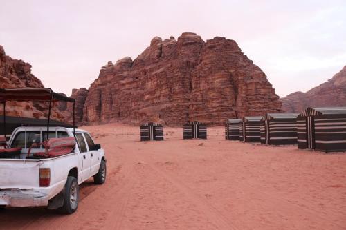 Bed & Breakfast Desert Nights Camp