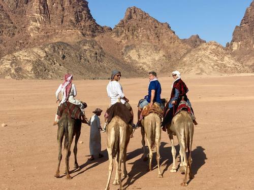 Hotel Bedouin Yoga Camp Wadi Rum