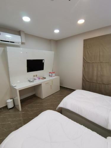 Marina Suhar Hotel