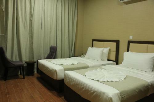Alpha Suites Hotel