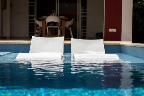 Kas Dive-in In Water Villas
